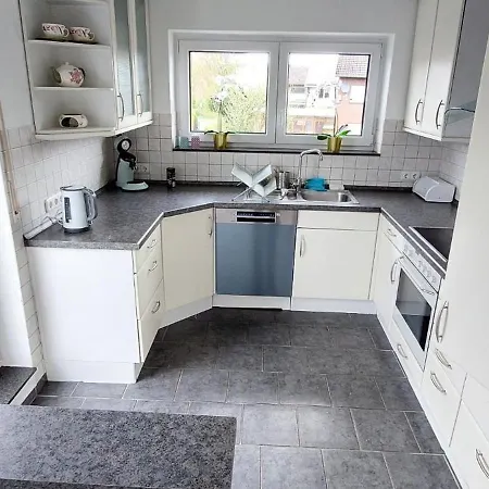 Gemuetliche Am Schwimmbad Apartman